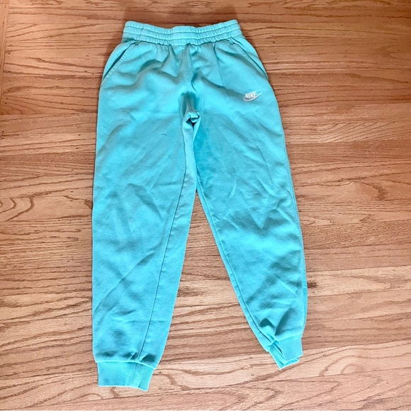 Nike Club Fleece Joggers and Hoodie Set Youth Large - Picture 4 of 8